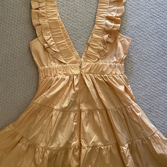 Abercrombie Ruffle Mini Dress - Picture 3 of 4